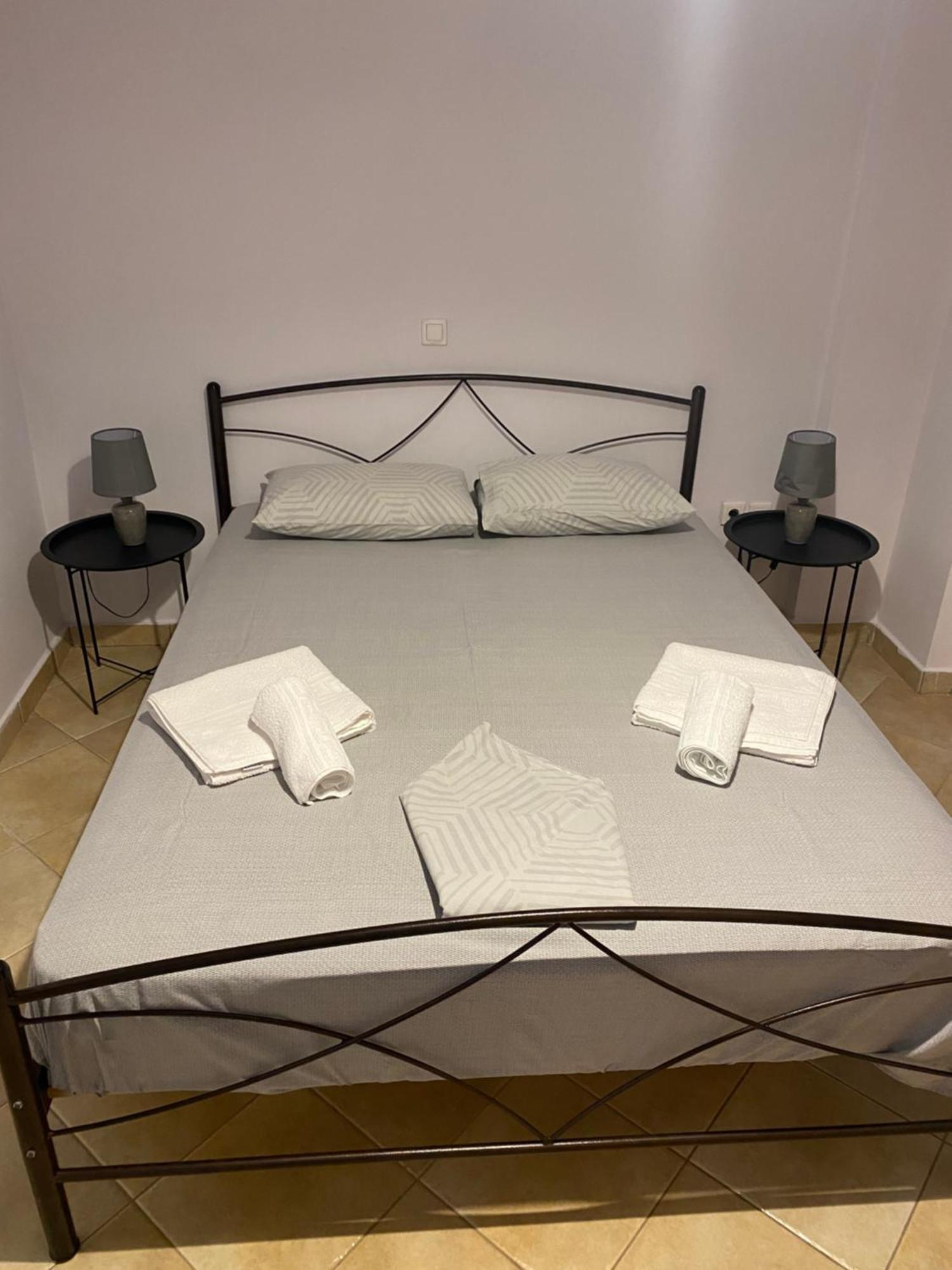 Alexis Apartments Пилос Экстерьер фото