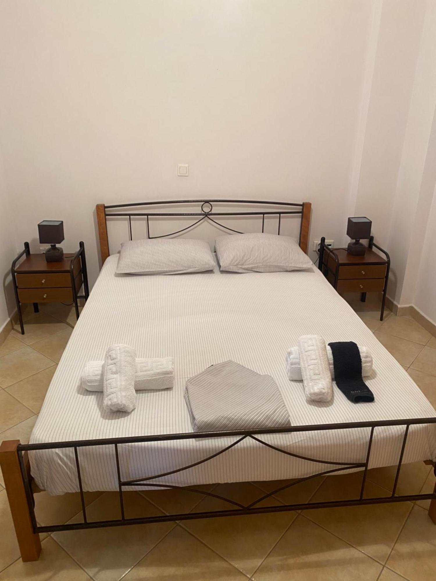 Alexis Apartments Пилос Экстерьер фото